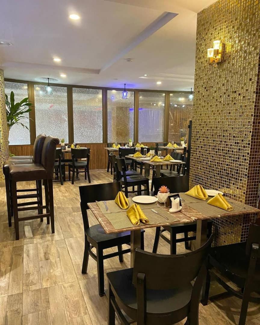 Perfecto La Villa Hotel And Suites Lagos Bagian luar foto