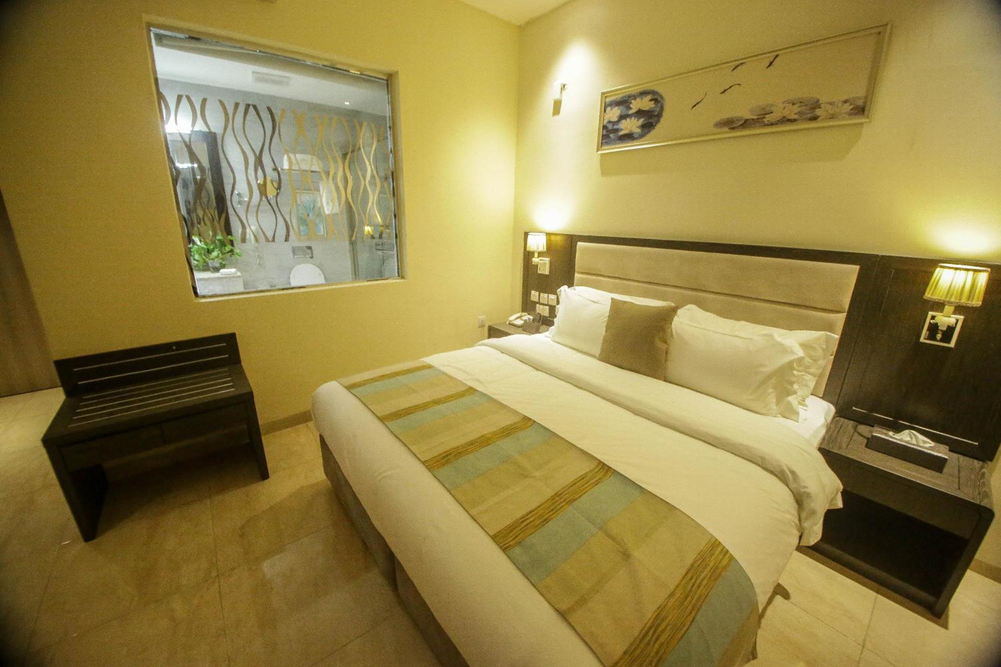 Perfecto La Villa Hotel And Suites Lagos Bagian luar foto