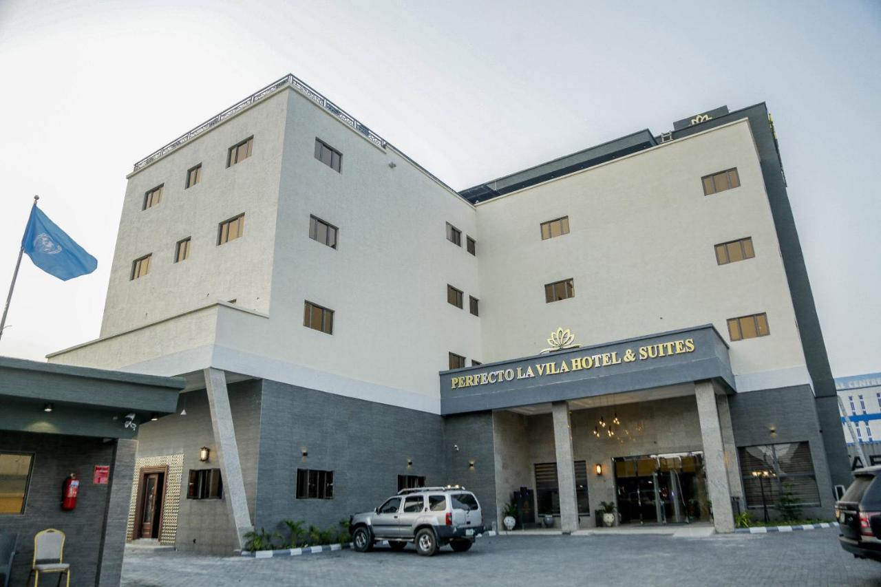 Perfecto La Villa Hotel And Suites Lagos Bagian luar foto